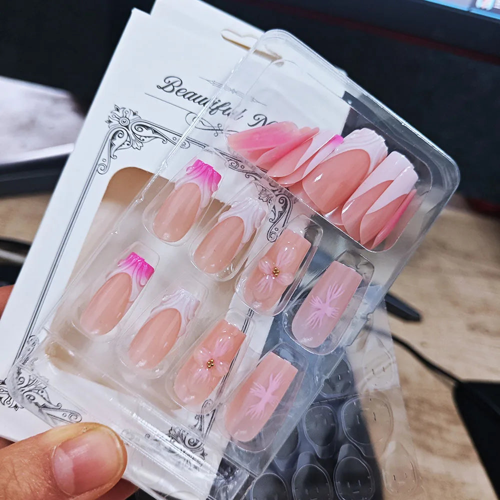24Pcs/boxed Gradient Pink Flowers Fake Nails With 3D Carving Blossom Flowers Press On Nails Christmas Wearable False Nail Sets