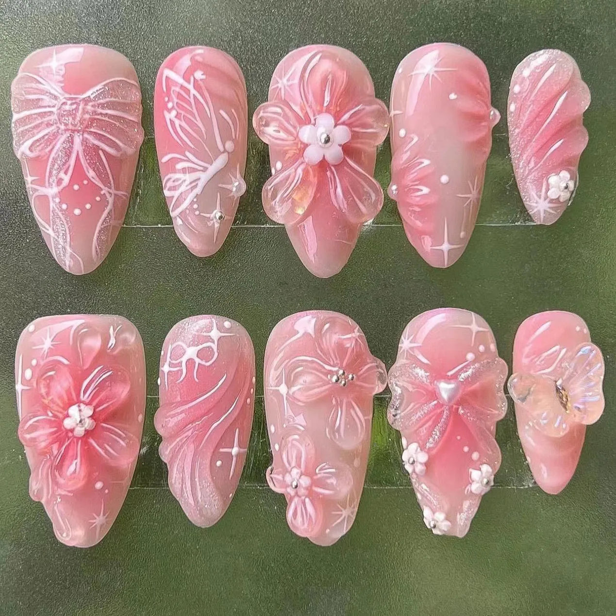 24Pcs Mid-length Gilded Almond Nails Set Press on 3D Flower Gradient Pink Full Cover False Nails Tips Pearl Reusable Fake Nails